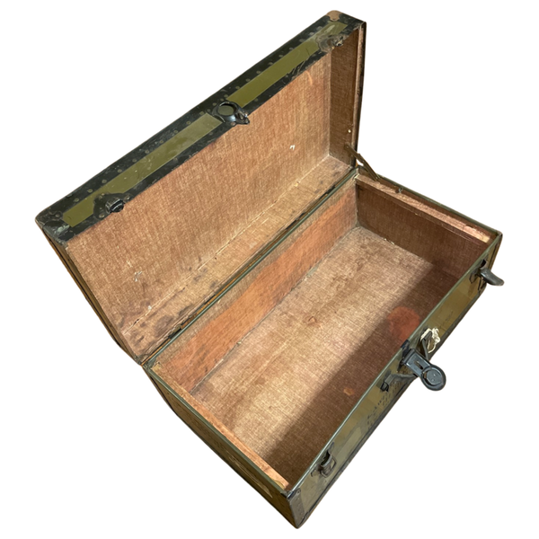 WWII Foot Locker (Inside)
